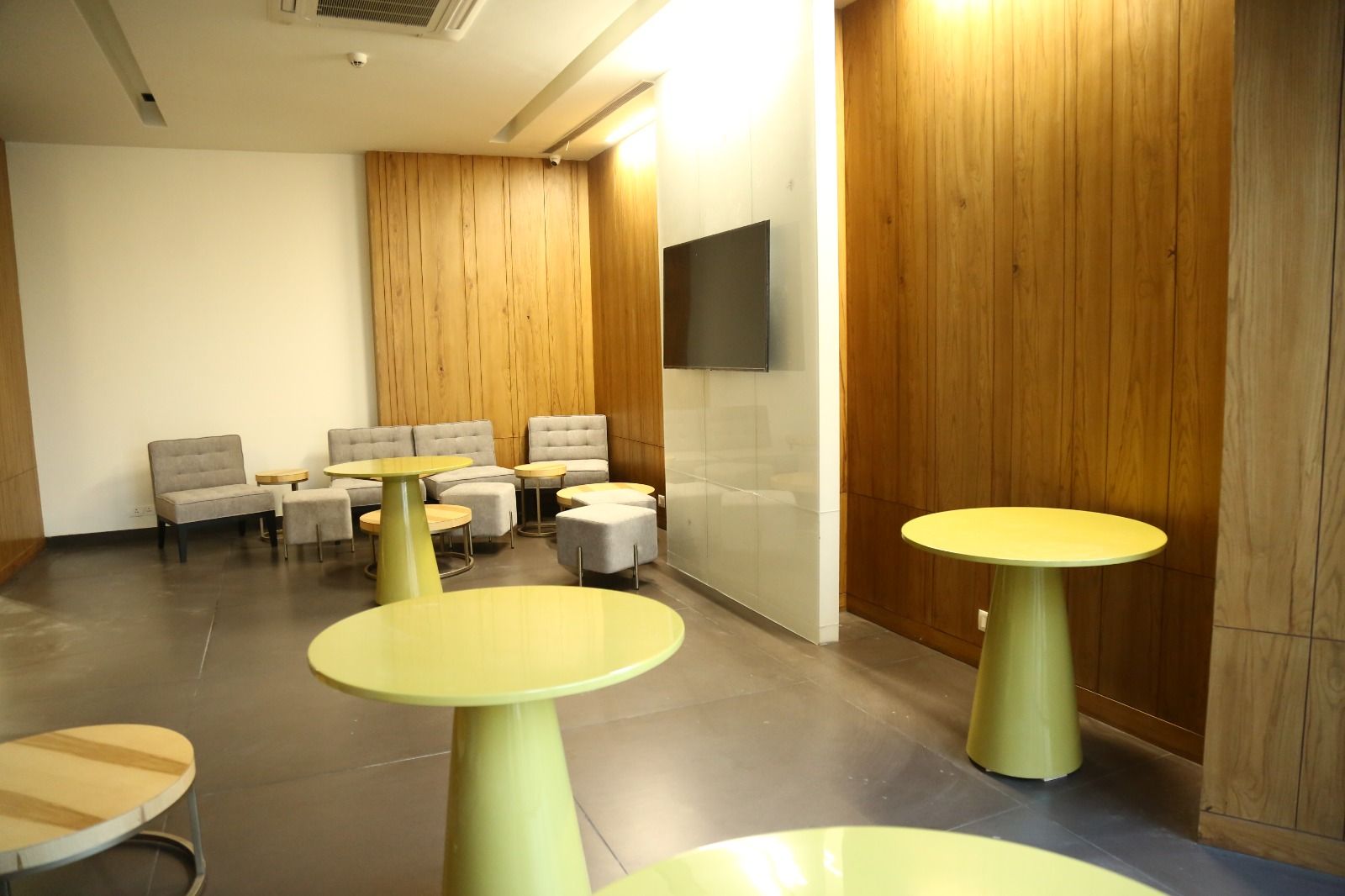 Sales Experience Center Cum Offic-5